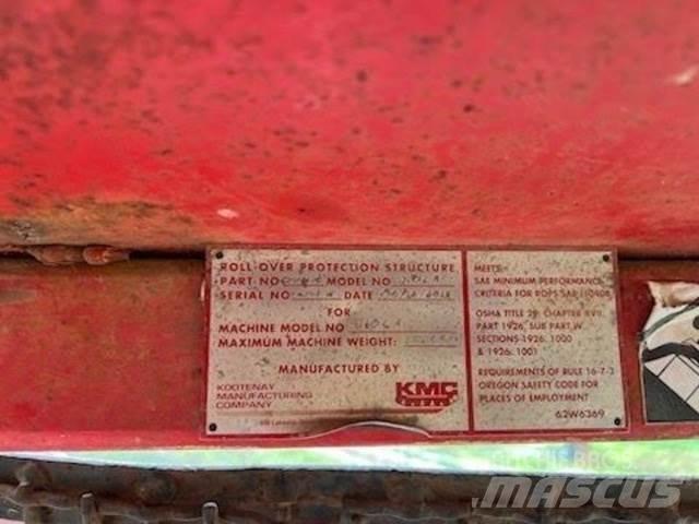 KMC 210-CA Skidder Diger