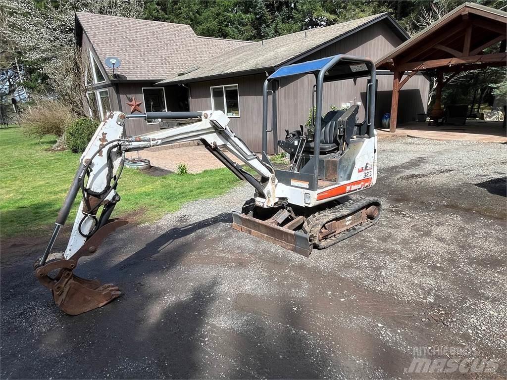 Bobcat 323 Paletli ekskavatörler