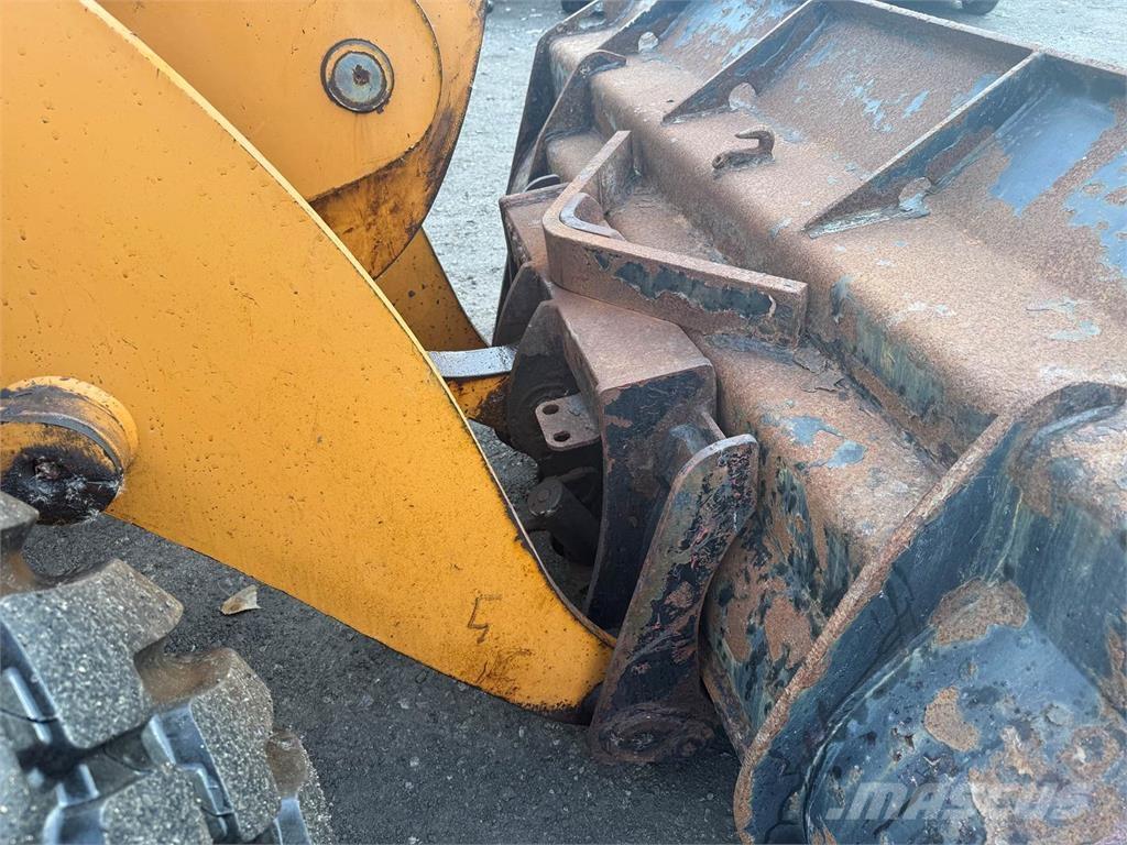 CASE 521D Tekerlekli yükleyiciler