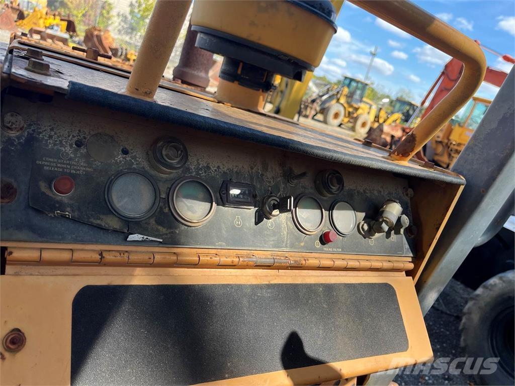 CASE 550G Paletli dozerler