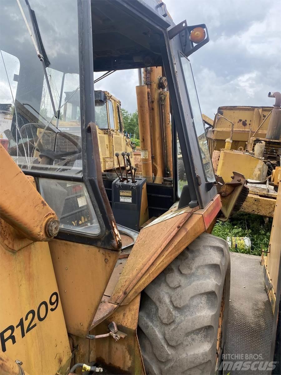 CASE 580D Kazıcı yükleyiciler - beko loder