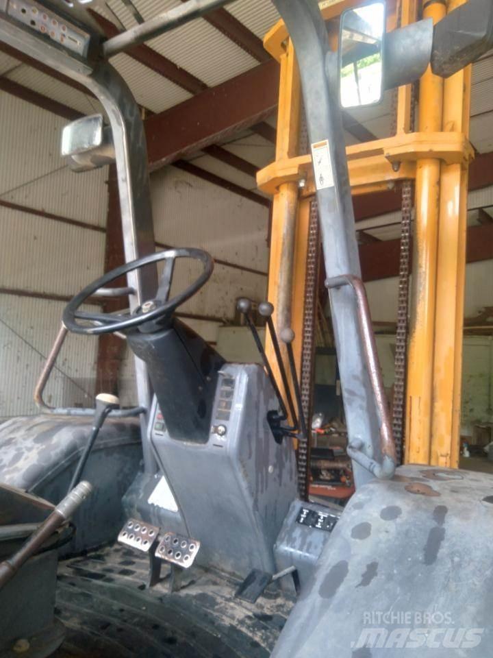 CASE 586G Diger