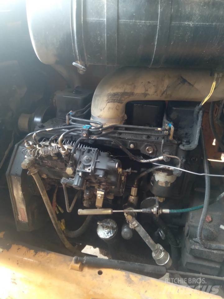 CASE 586G Diger