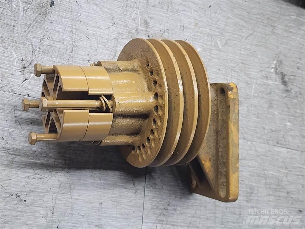 CAT  Diger aksam