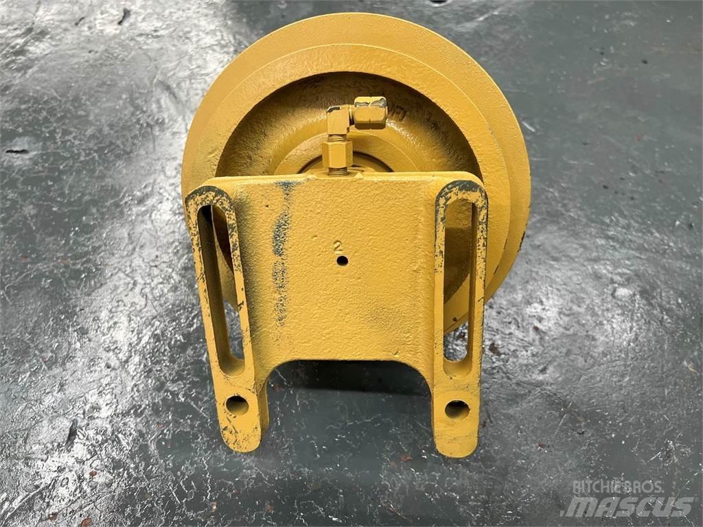 CAT  Diger aksam