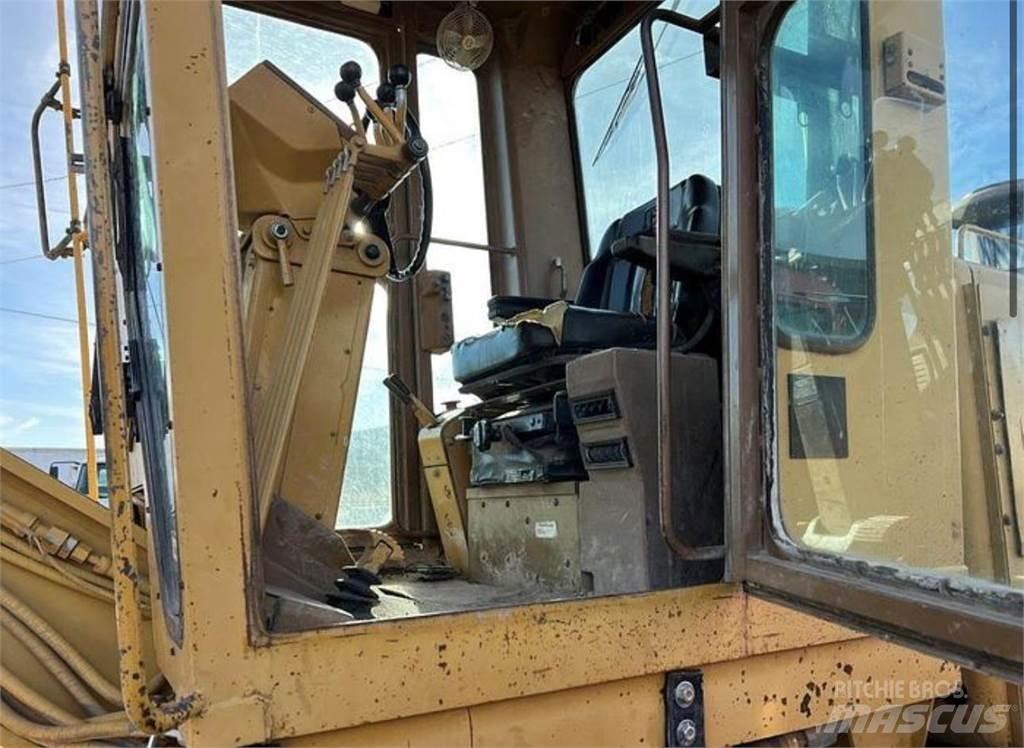 CAT 140G Greyderler
