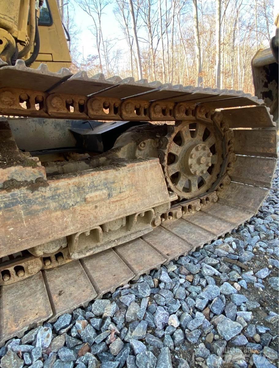 CAT 225 Paletli ekskavatörler