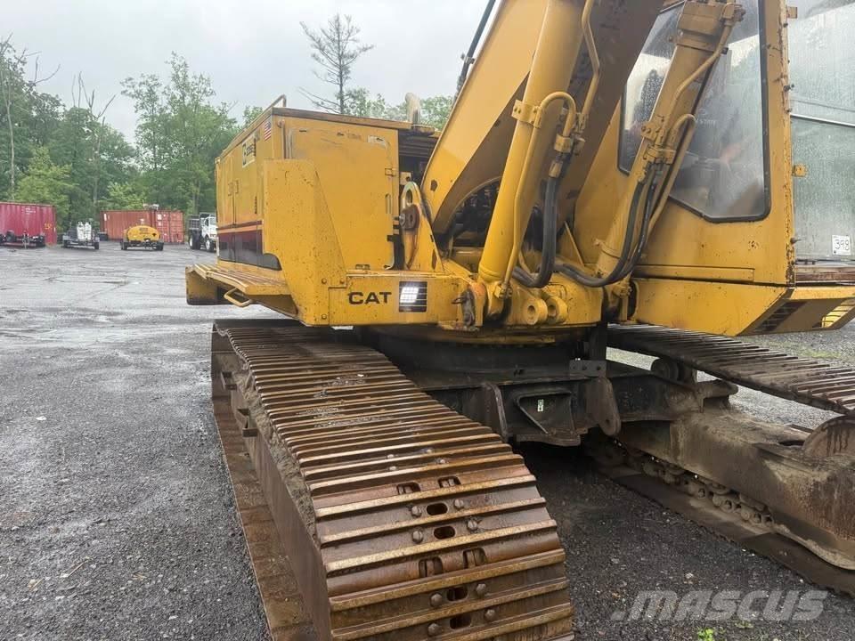 CAT 235B Paletli ekskavatörler