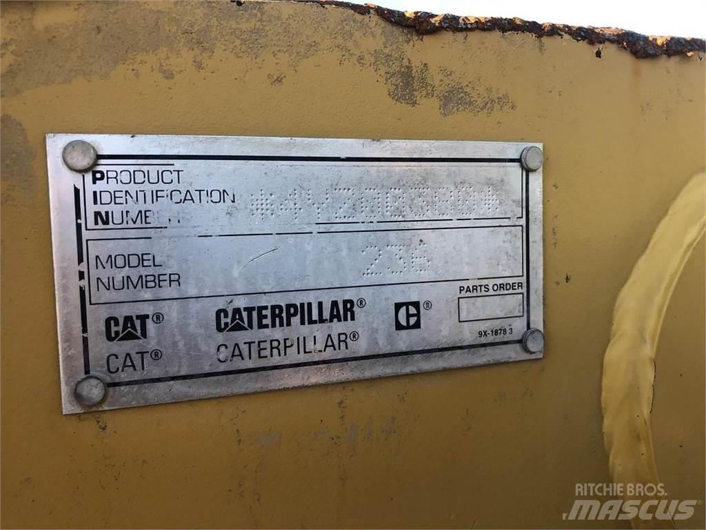 CAT 236 Skid steer loderler
