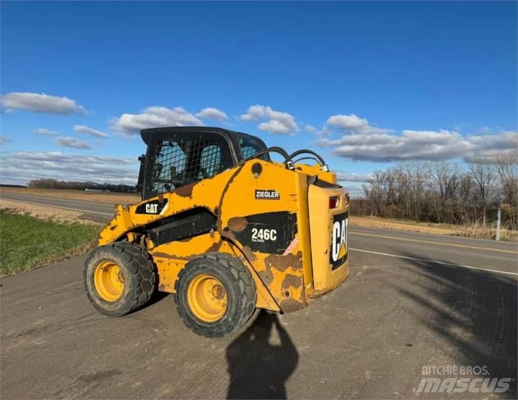 CAT 246C Skid steer loderler