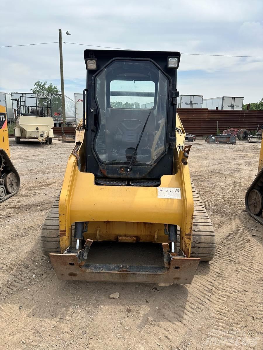 CAT 257B2 Skid steer loderler