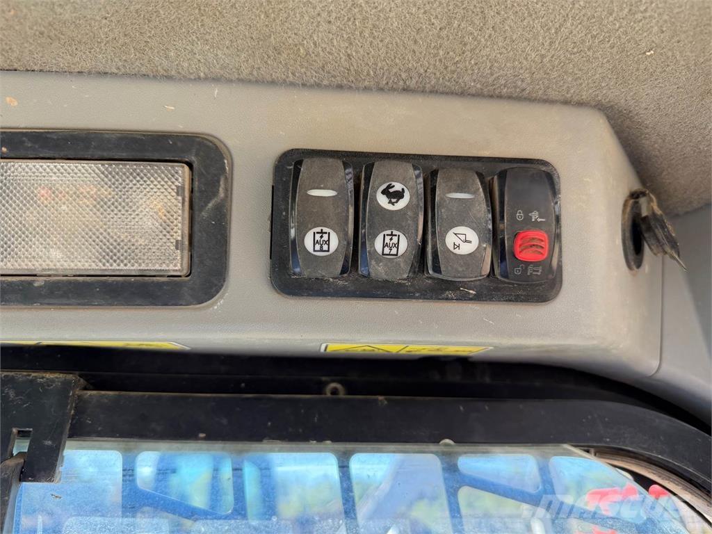 CAT 277D Skid steer loderler