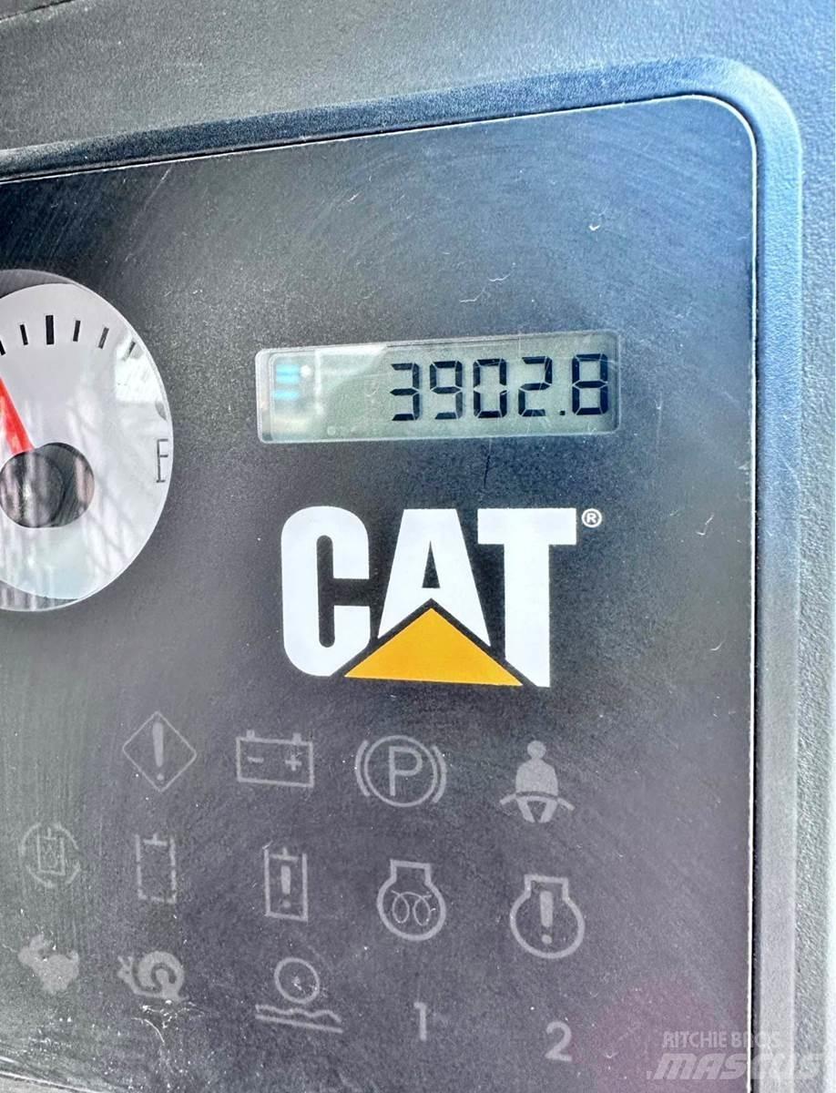 CAT 299D Skid steer loderler