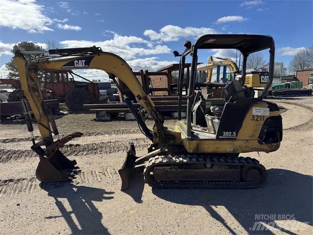 CAT 302.5 Mini ekskavatörler, 7 tona dek