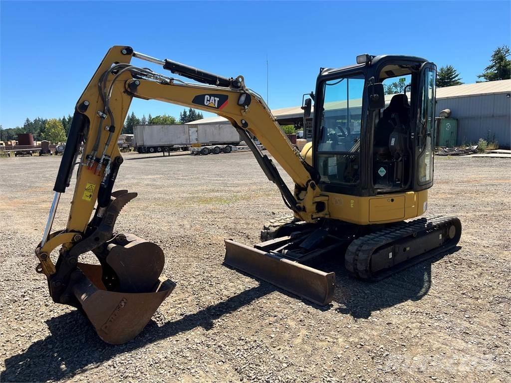 CAT 303.5 Paletli ekskavatörler