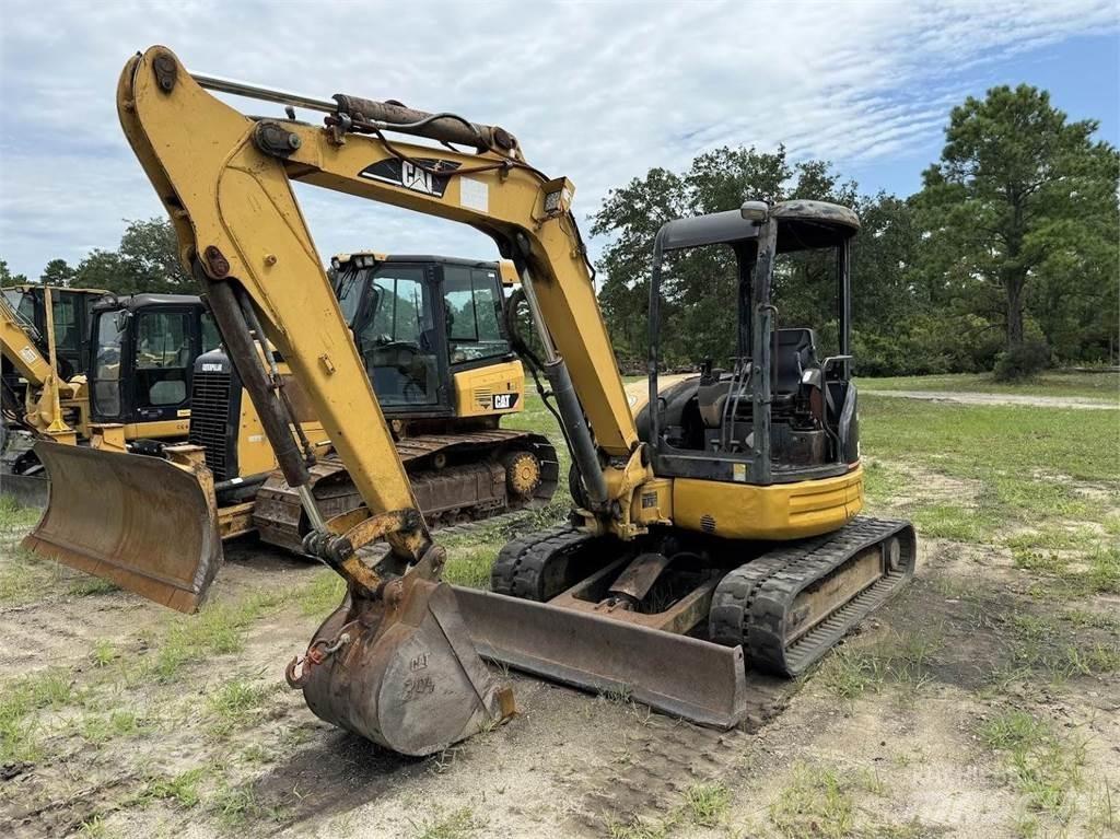 CAT 304CR Mini ekskavatörler, 7 tona dek