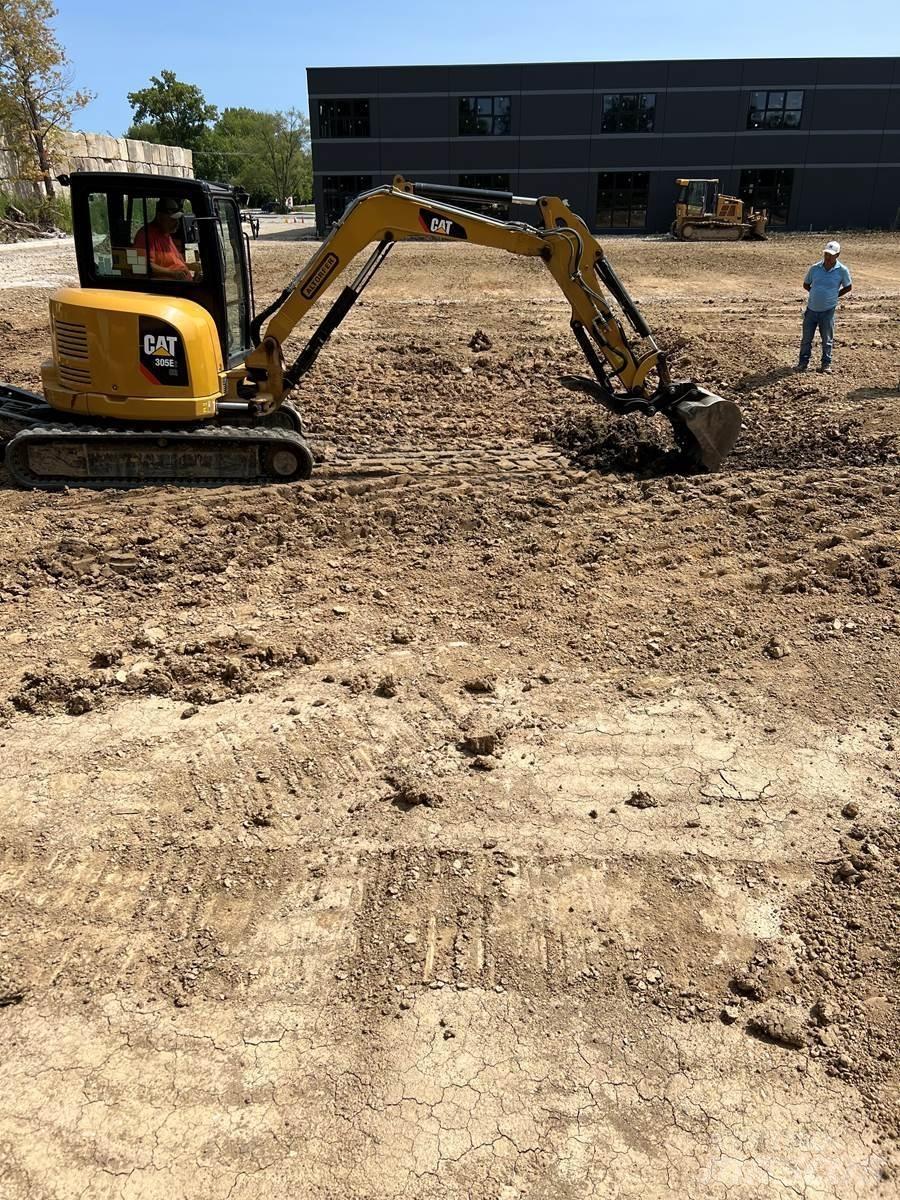 CAT 305 Mini ekskavatörler, 7 tona dek