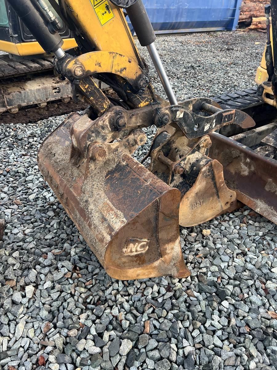CAT 305 Mini ekskavatörler, 7 tona dek