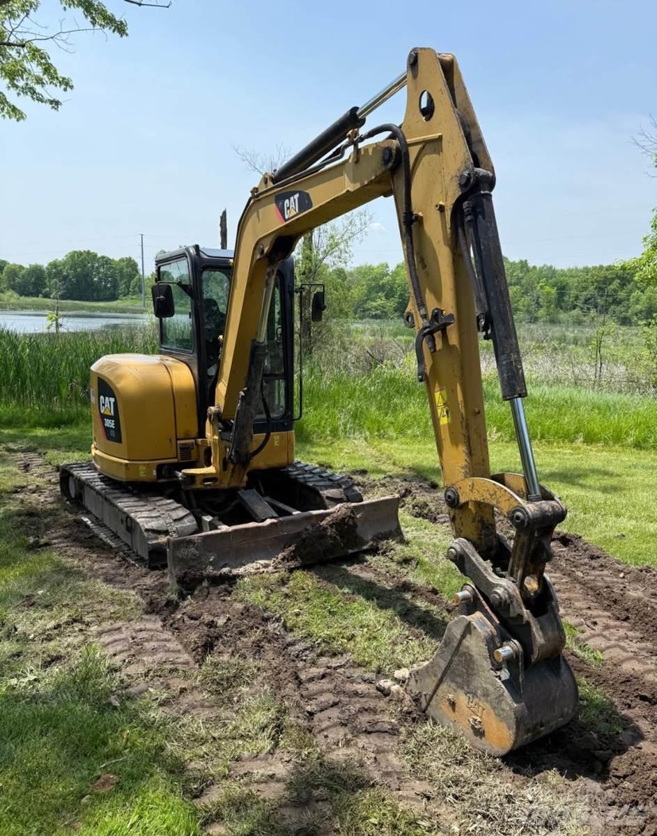 CAT 305E2 Mini ekskavatörler, 7 tona dek