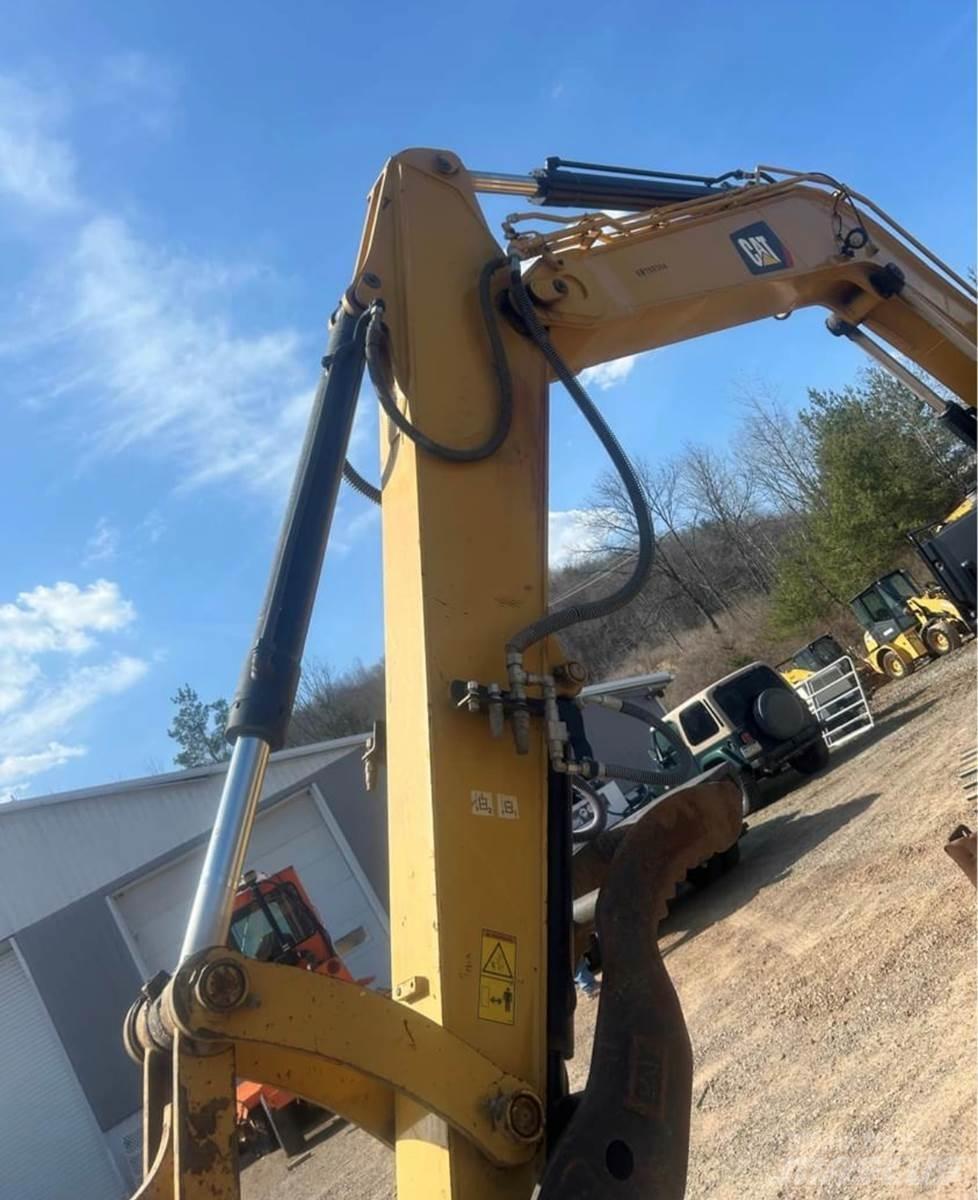 CAT 310 Paletli ekskavatörler