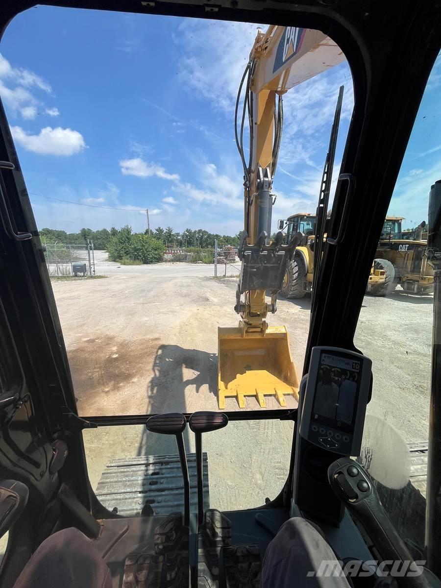 CAT 313FL Paletli ekskavatörler