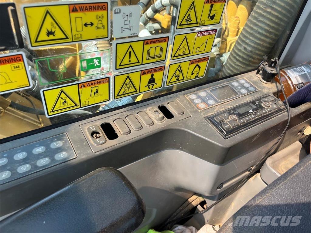 CAT 313FL Paletli ekskavatörler