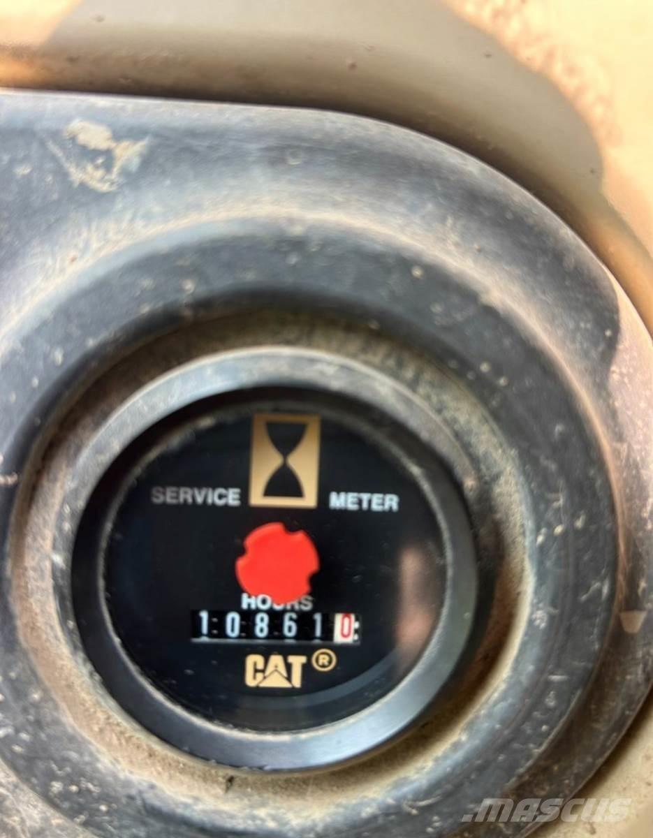 CAT 320C Paletli ekskavatörler