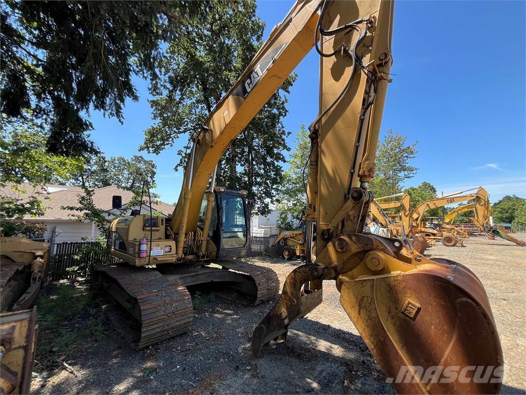 CAT 320CL Paletli ekskavatörler