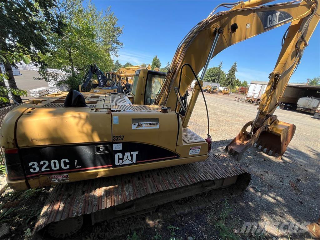 CAT 320CL Paletli ekskavatörler