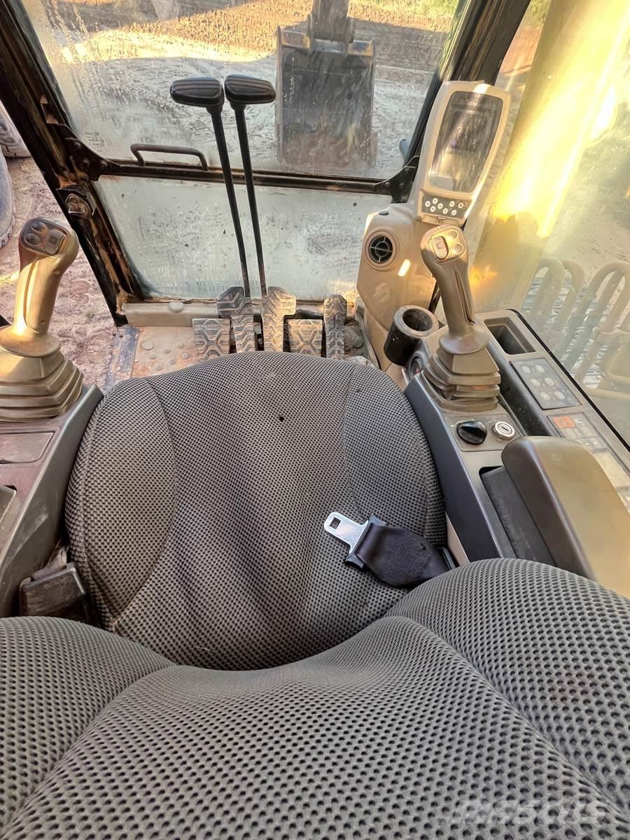 CAT 320CL Paletli ekskavatörler
