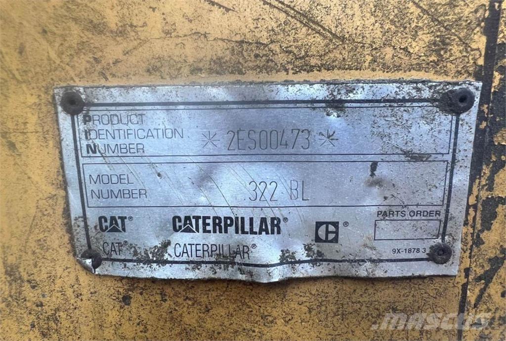 CAT 322BL Paletli ekskavatörler