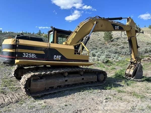 CAT 325BL Paletli ekskavatörler