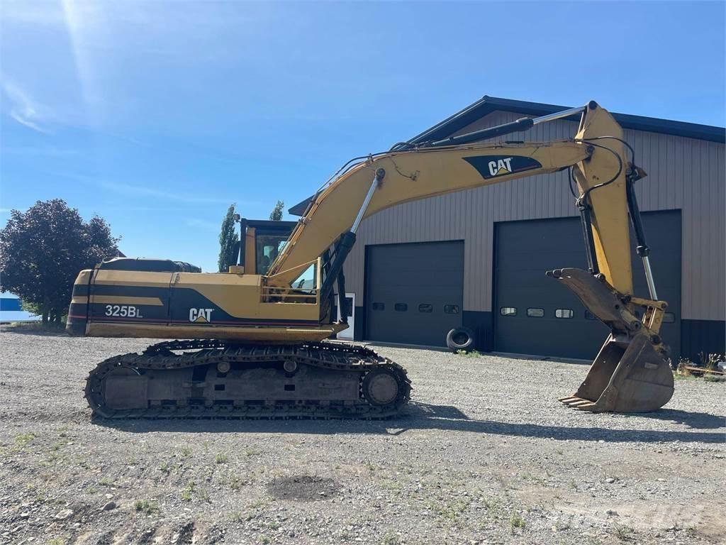 CAT 325BL Paletli ekskavatörler