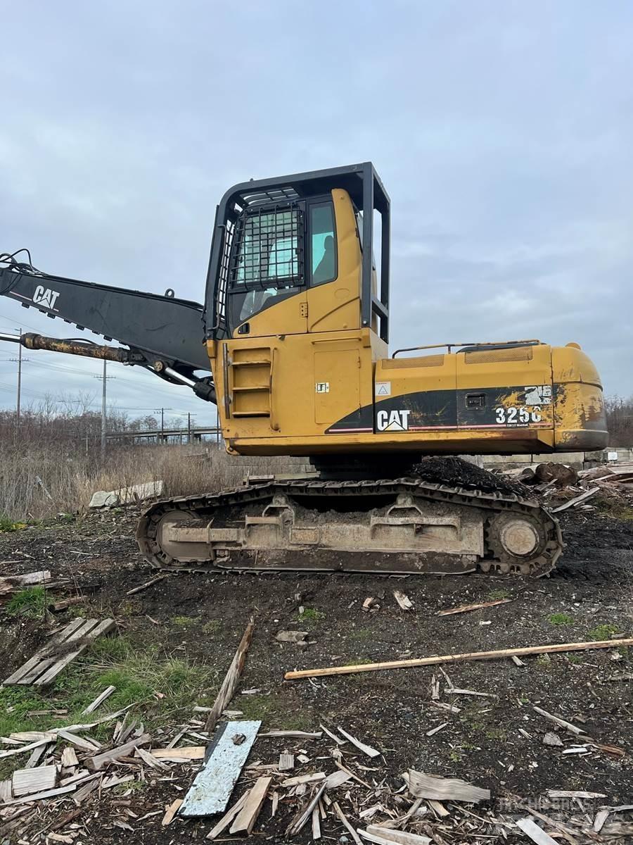 CAT 325C Mafsalli yükleyiciler