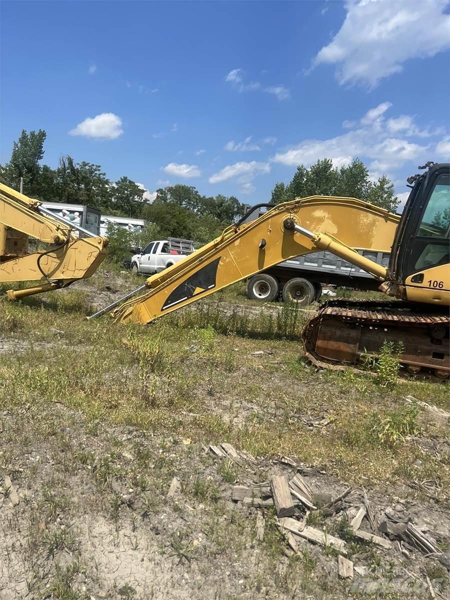 CAT 325CL Paletli ekskavatörler