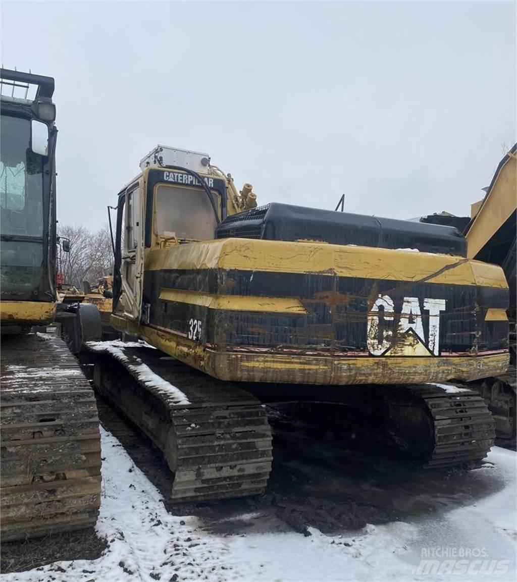 CAT 325L Paletli ekskavatörler