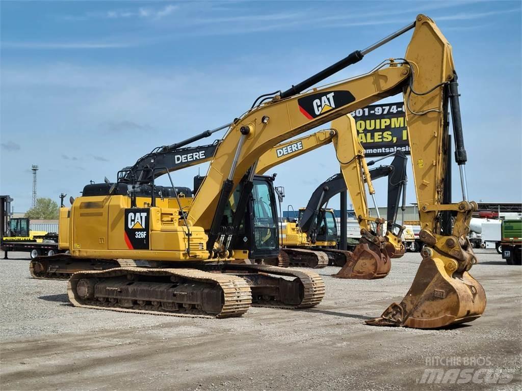 CAT 326F Paletli ekskavatörler