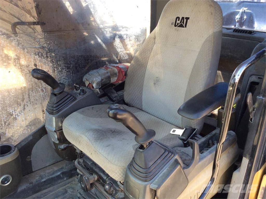 CAT 329DL Paletli ekskavatörler