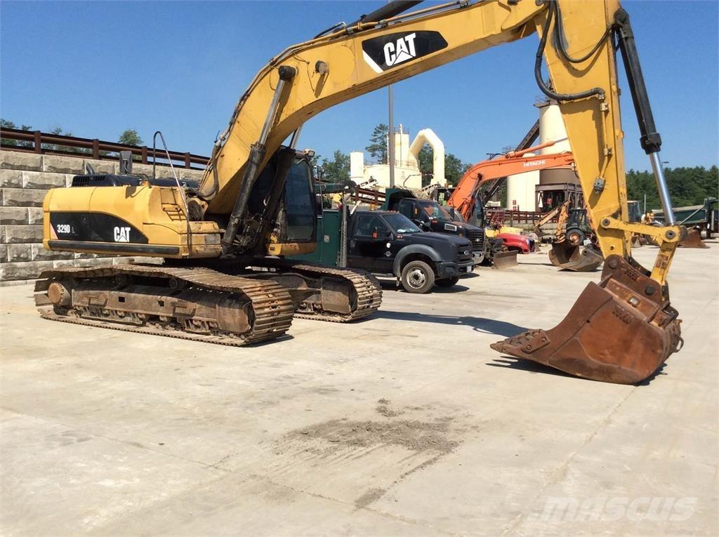 CAT 329DL Paletli ekskavatörler