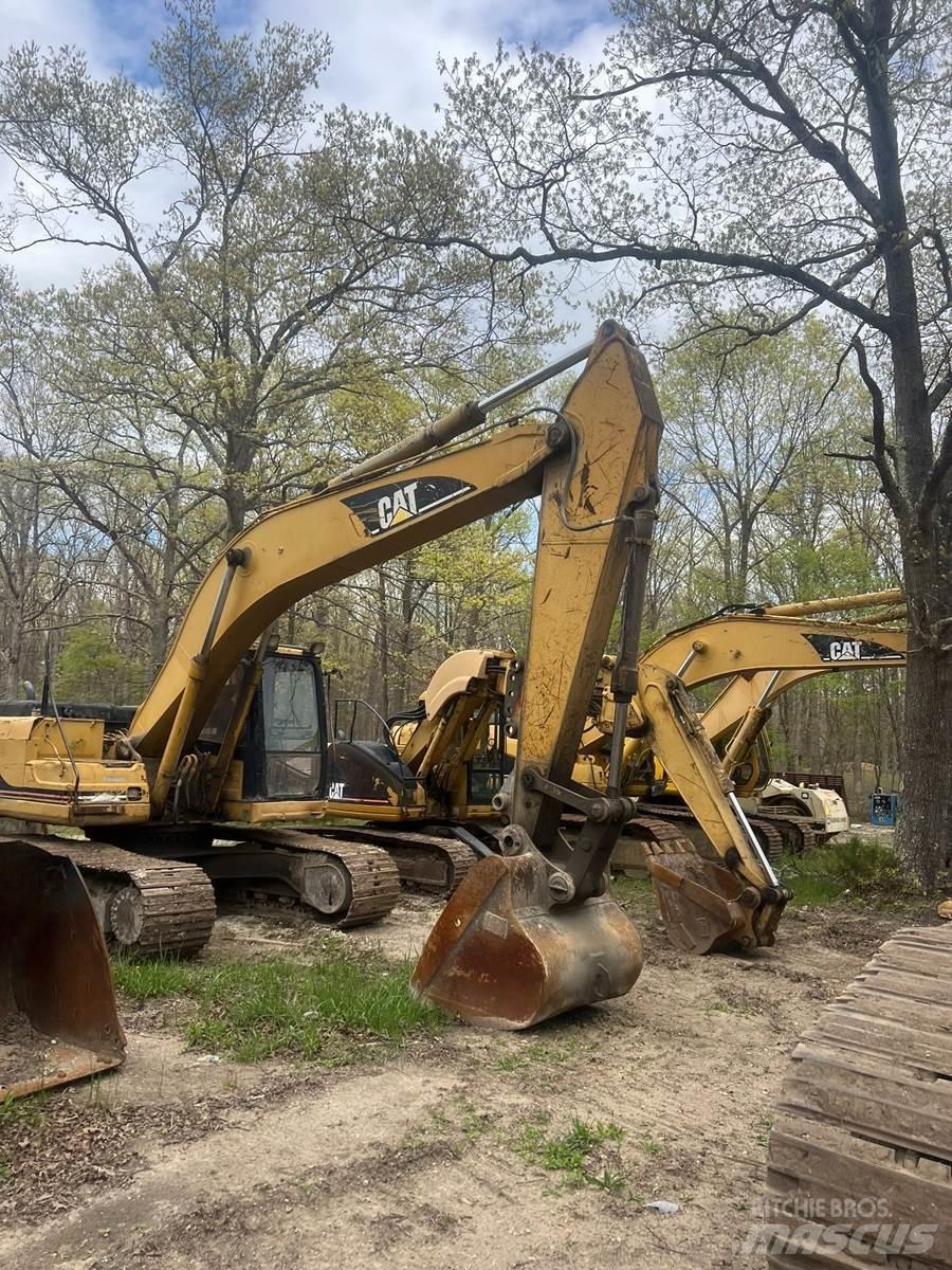 CAT 330BL Paletli ekskavatörler