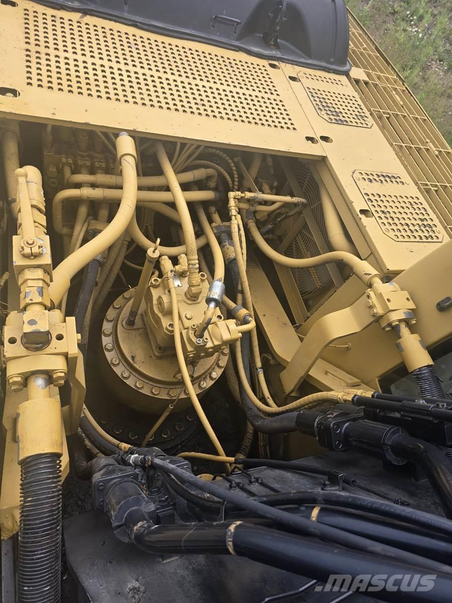 CAT 330CL Paletli ekskavatörler