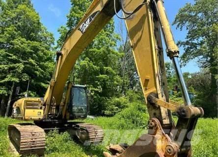 CAT 330CL Paletli ekskavatörler