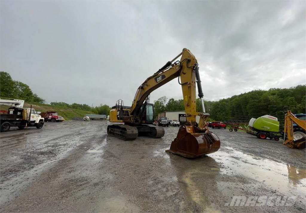 CAT 349E Paletli ekskavatörler