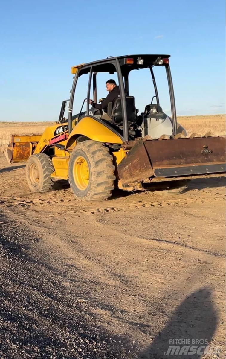CAT 414E Kazici yükleyiciler
