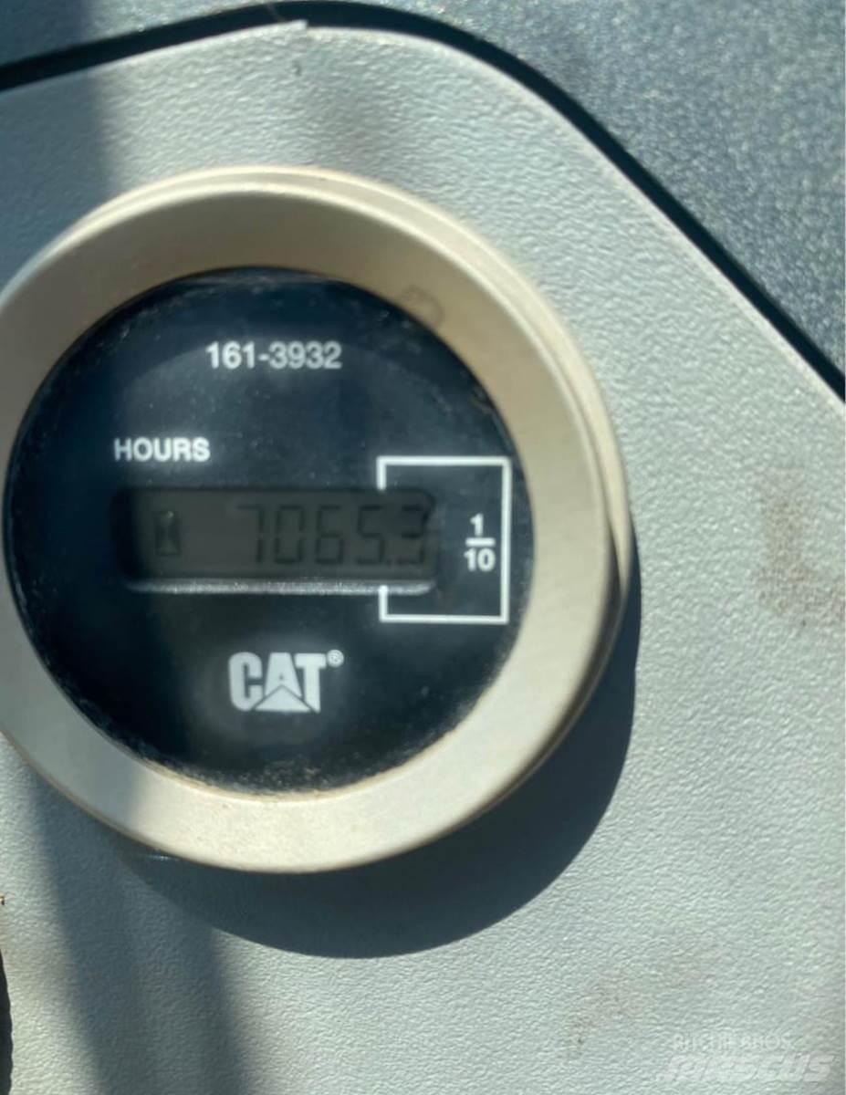 CAT 420E Kazıcı yükleyiciler - beko loder