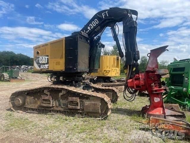 CAT 522B Ağaç kesici istifleyiciler