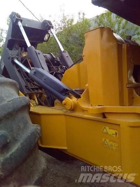 CAT 525C Sürütücüler