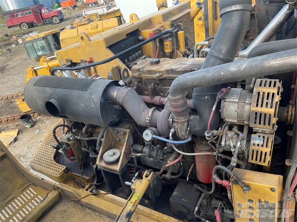 CAT 541 Ağaç kesici istifleyiciler