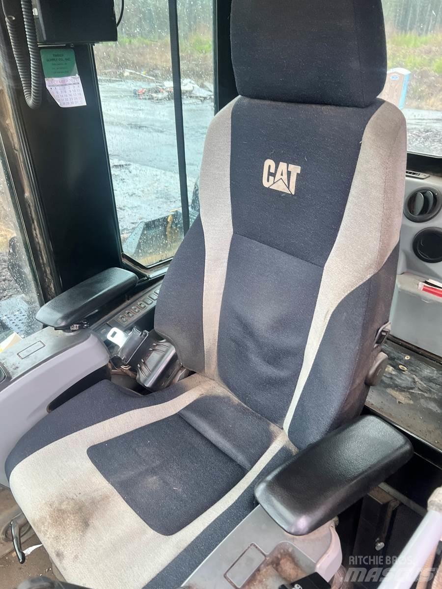 CAT 558LL Mafsalli yükleyiciler