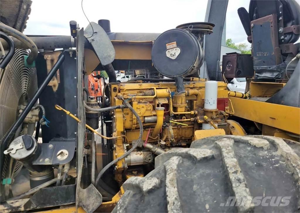 CAT 563C Zemin sıkıştırma makineleri